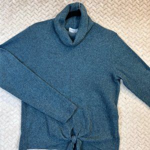 Olivia & Sky Size Medium Teal Turtleneck